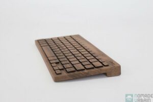 walnut-wood-keyboard-side_1024x1024