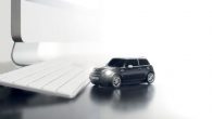 Je vous propose de parler d&rsquo;Aston Martin DBS, de BMW Z4, de Range Rover Evoque, de Fiat500 et de Mini Cooper S. Non je n&rsquo;ai pas gagné au Loto, et ne me suis pas lancé dans une collection de voitures. En fait,...