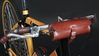 Scott commercialise depuis quelque temps un vélo électrique : le E-Sportster 10. Il offre une autonomie d’environ 180 km pour un temps de charge de 2,5H. Si la distance annoncée est à relativiser en fonction du terrain parcouru, la charge elle est vraiment une des plus rapides...