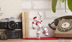 figurine aldebaran roboto NAO 1