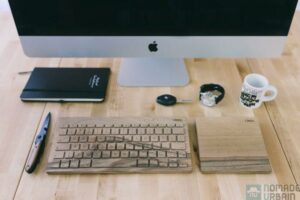 hands-keyboard-trackpad-mac-wood_1024x1024