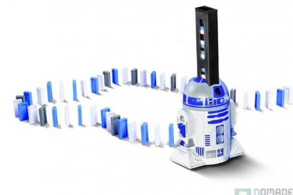 Un jouet par jour 12/24 : Domino Express R2D2 Star Wars, basculement stellaire