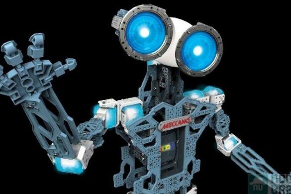 Un jouet par jour 15/24 : Meccano Meccanoid G15, Terminator domestique