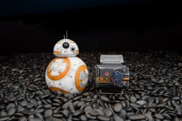 Un cadeau ou une gourmandise par jour 21/24, Un Robot ? Non, les 3 robots indispensables pour Noël !