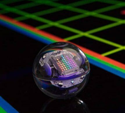 Sphero Bolt, l’idée jouet du jour, la boule connectée à programmer