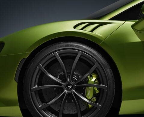 Pirelli Cyber Tyre, le pneumatique connecté pour McLaren Artura et vous !