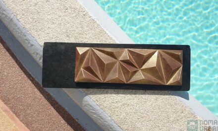 La Pâques de l’Hôtel Molitor, croquez les tablettes au bord de la piscine !
