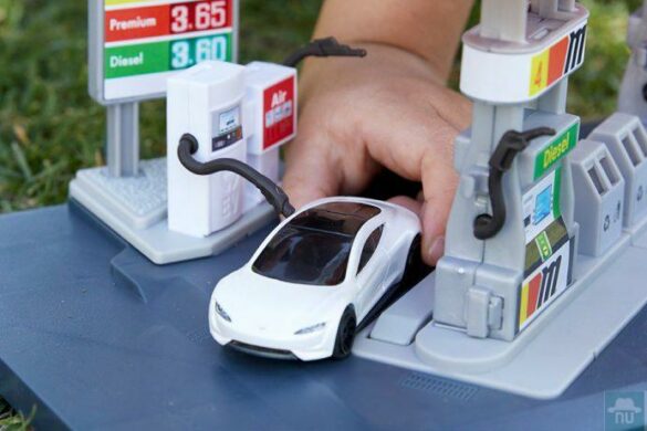 Matchbox Telsa Roadster 99% Recycled, l&rsquo;avenir de la mini-voiture !