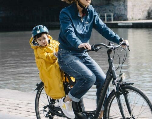 Rainette, l&rsquo;imperméable des bouts de choux sur les vélos des parents !