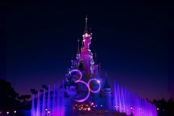 Tickets Disneyland Paris 30e Anniversaire : l&rsquo;idée cadeau du jour (1/24)
