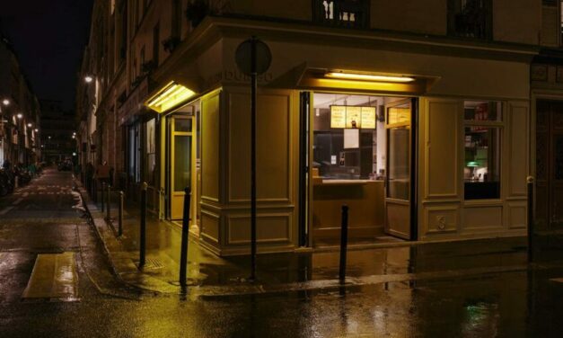 Dumbo déploie les ailes de son micro-comptoir street-food US au cœur du Xe !