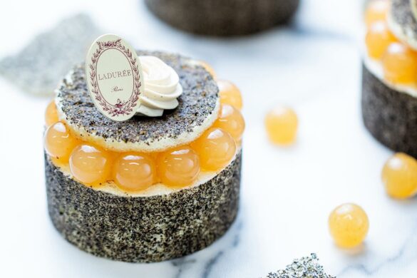 Ladurée Charlotte poire thé Marie-Antoinette : à en perdre la tête