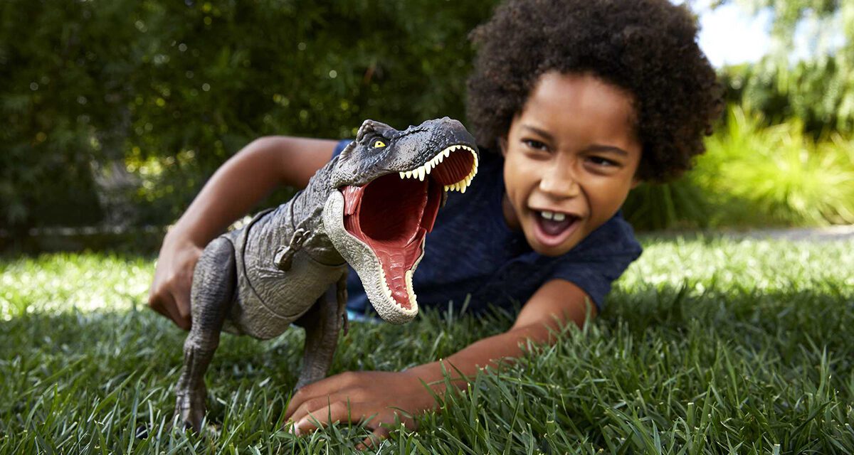 3 Figurines Jurassic World, invitez des dinosaures pour un Noël réussi : l’idée jouet du jour 8/24