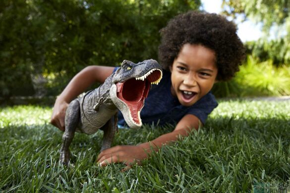 3 Figurines Jurassic World, invitez des dinosaures pour un Noël réussi : l’idée jouet du jour 8/24