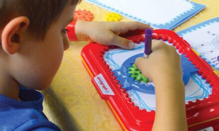 Spirograph Junior pour les occuper tout en développant leur créativité : l’idée jouet du jour 12/24