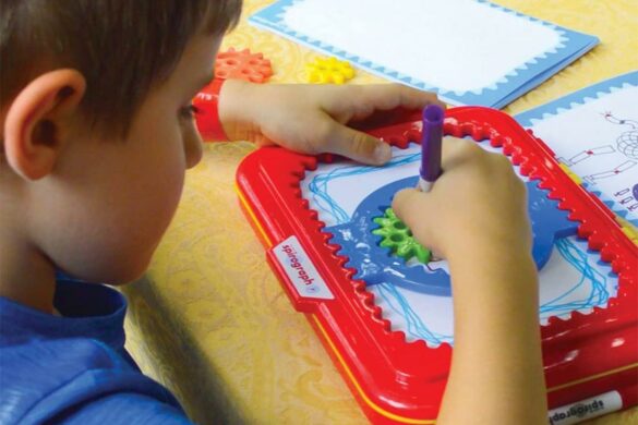 Spirograph Junior pour les occuper tout en développant leur créativité : l’idée jouet du jour 12/24