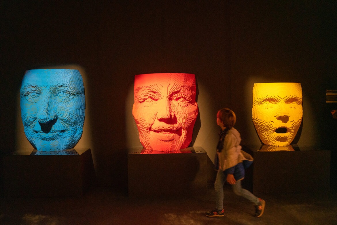 The Art Of The Brick Paris