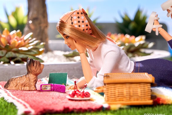 La mobilité passe au rose dès cet été avec le Barbie Flip Phone