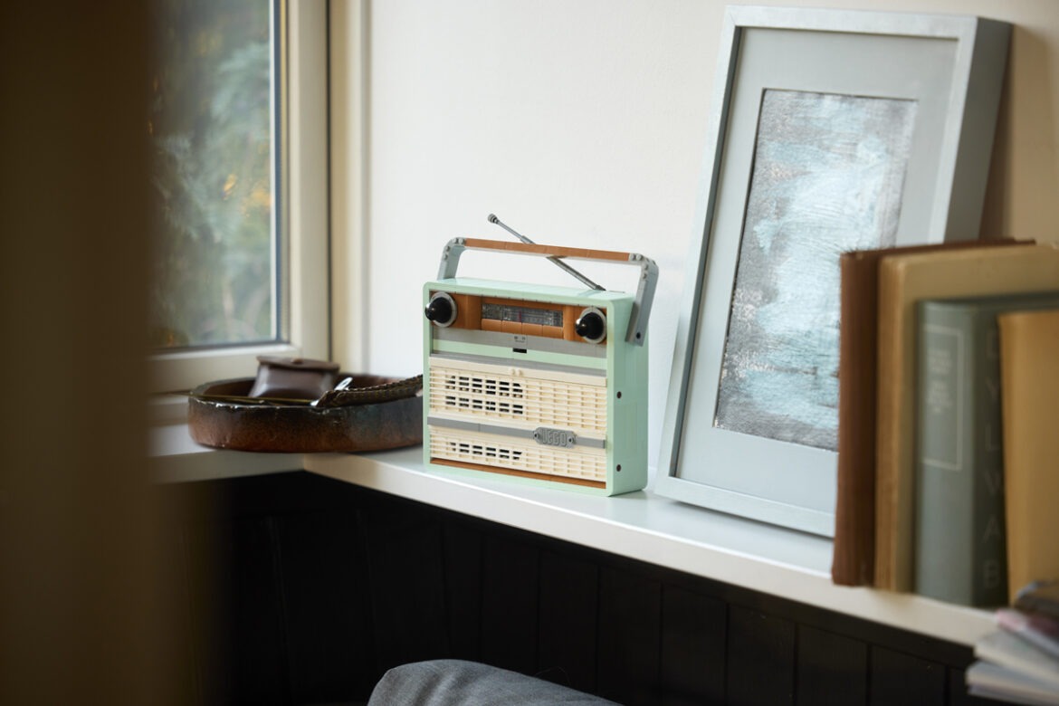 Lego Radio Retro