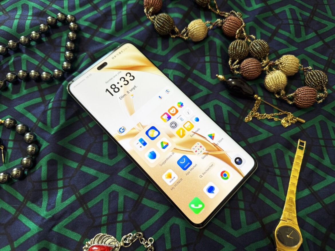 Test Honor 200 Pro: Le smartphone puissant qui se la joue Harcourt