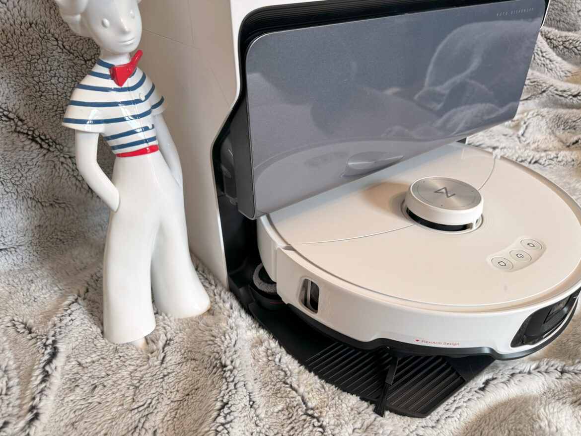Test Roborock S8 MaxV Ultra : L’aspirateur robot qui met tout le monde au tapis ?