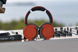 Test Dyson OnTrac : Aussi fashion, audiophile qu&rsquo;endurant