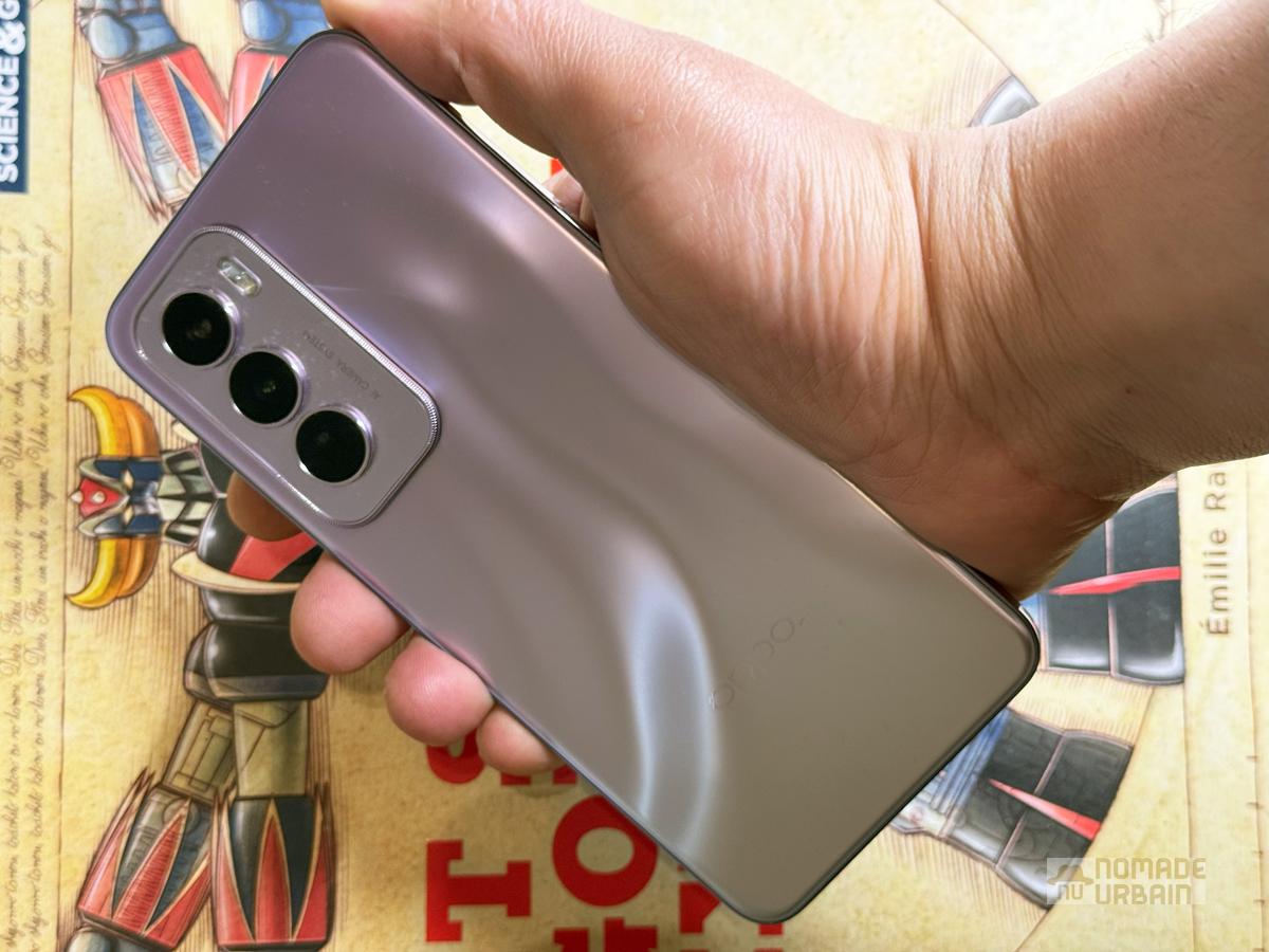 Test Oppo Reno 12 Pro : Un nouveau champion du moyen de gamme est né !