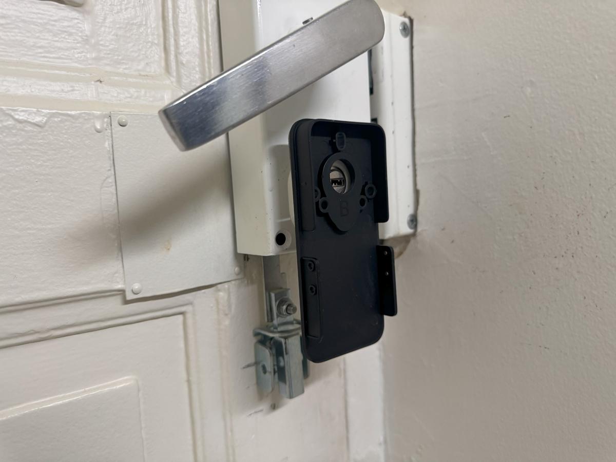 Test SwitchBot Lock Pro : Enfin une alternative accessible aux Nuki Smart Lock ?