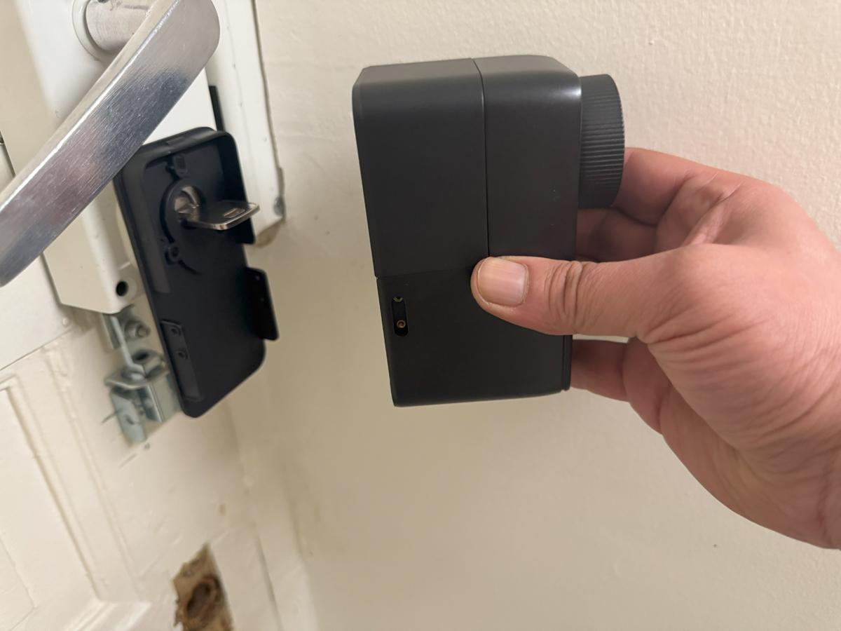 Test SwitchBot Lock Pro : Enfin une alternative accessible aux Nuki Smart Lock ?