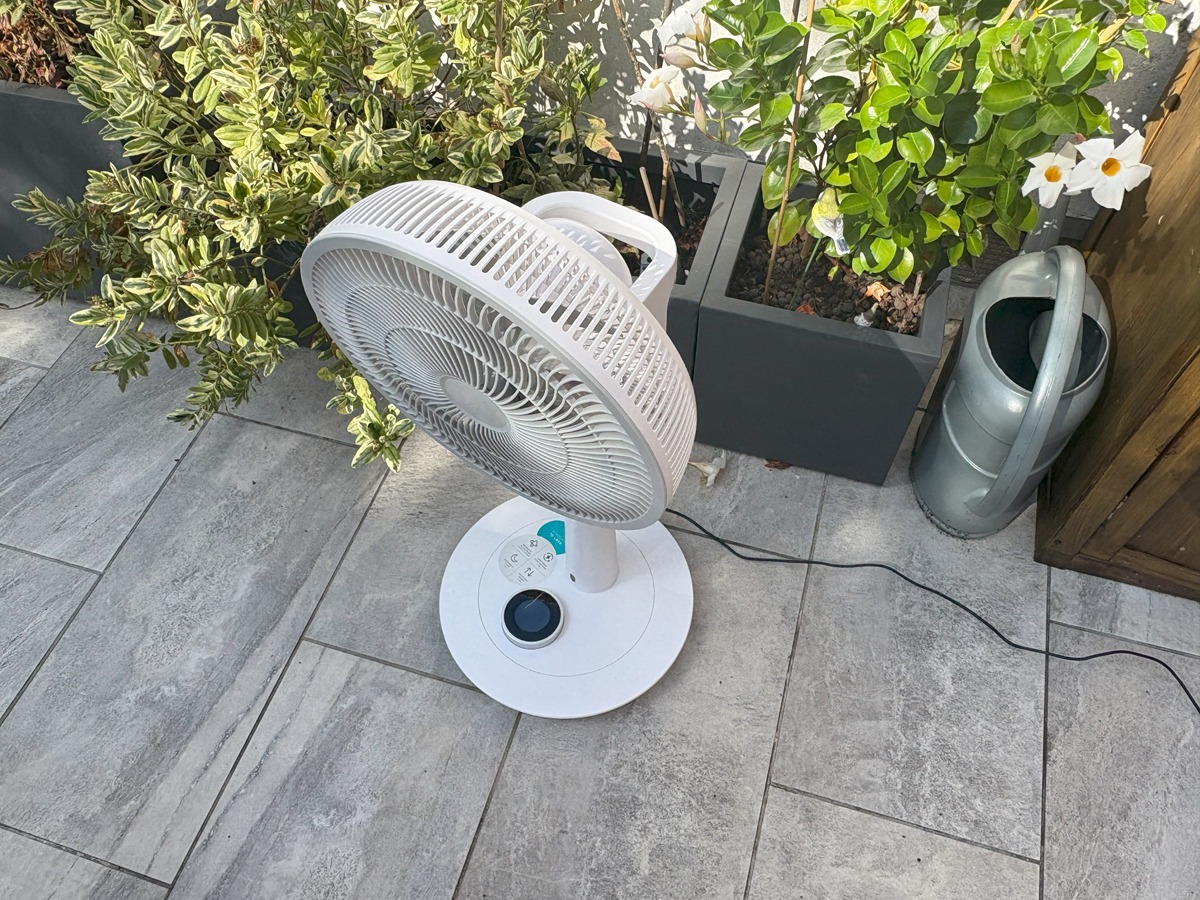 Design et ergonomie du Duux Whisper 2 : épuré et élégant