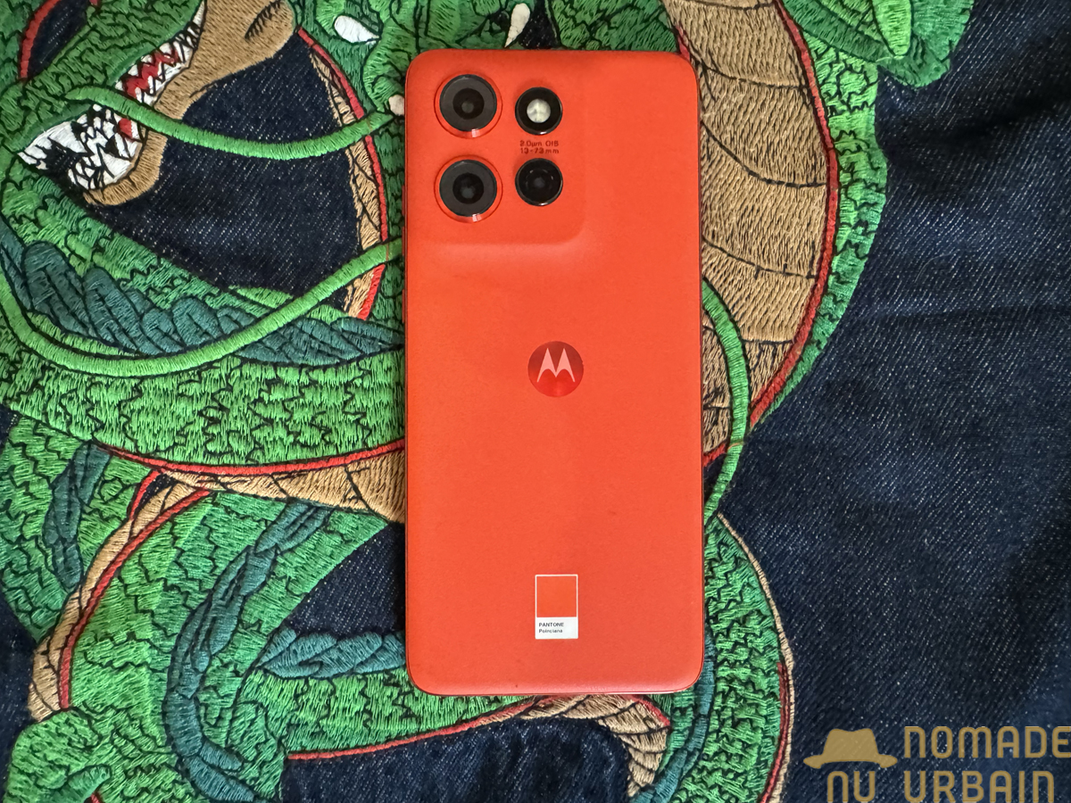 Design du Motorola Edge 50 Neo : une esthétique qui cache une robustesse inattendue