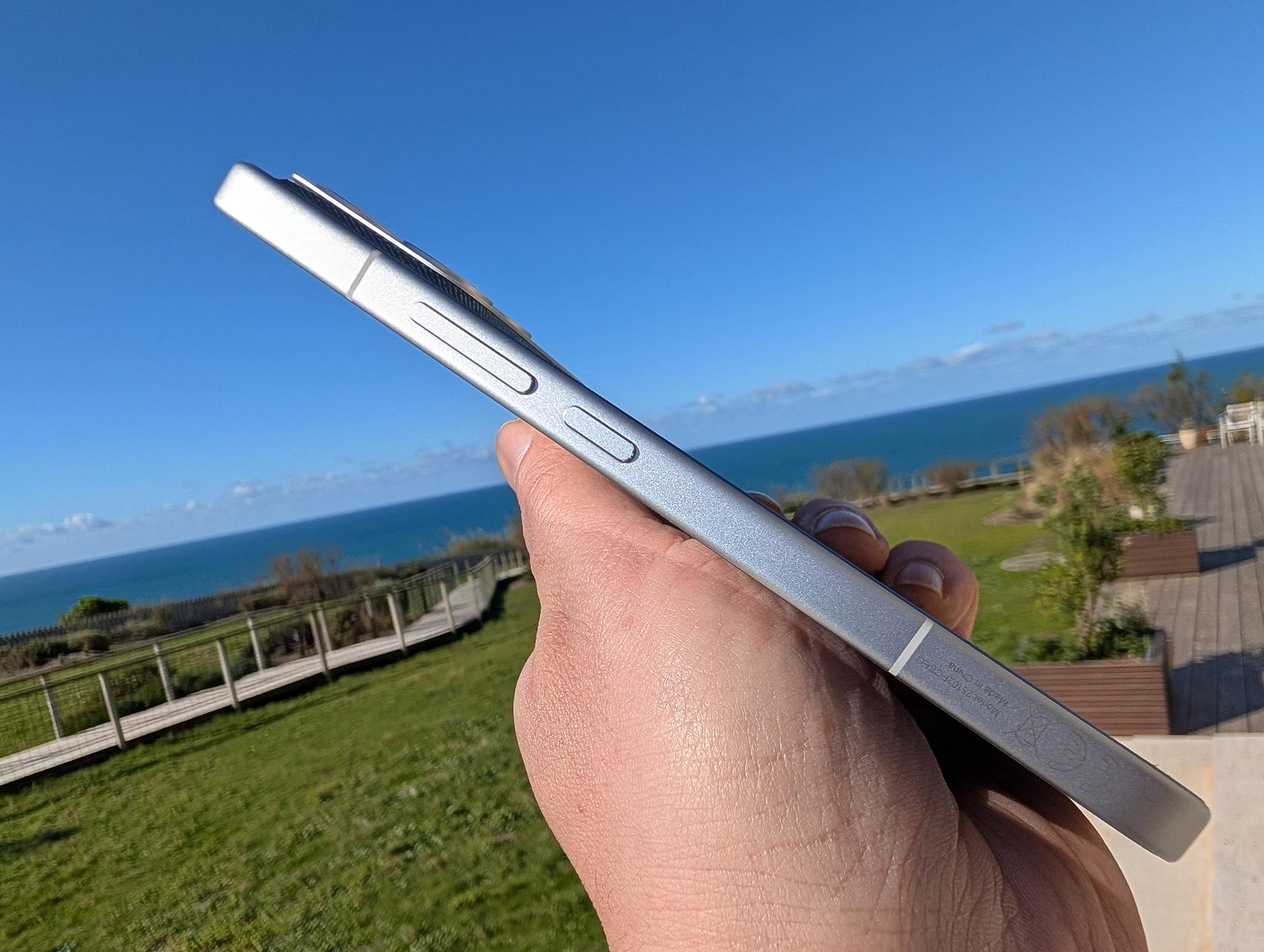 Design : quand le mobile pour joueurs se fait dandy