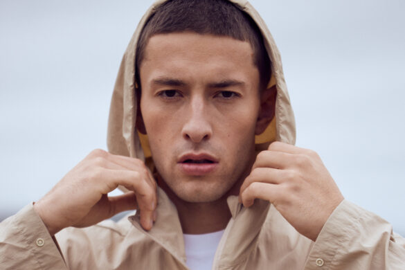 Pyrenex SOULERE : une silhouette unisexe entre ville et outdoor