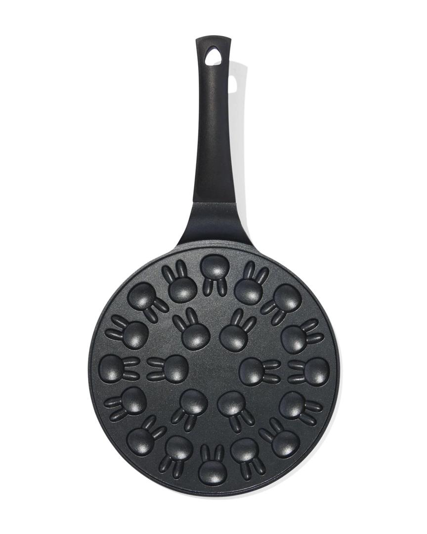 Cette Poêle à mini crêpes Miffy transforme les mini-crêpes en moments trop mignons