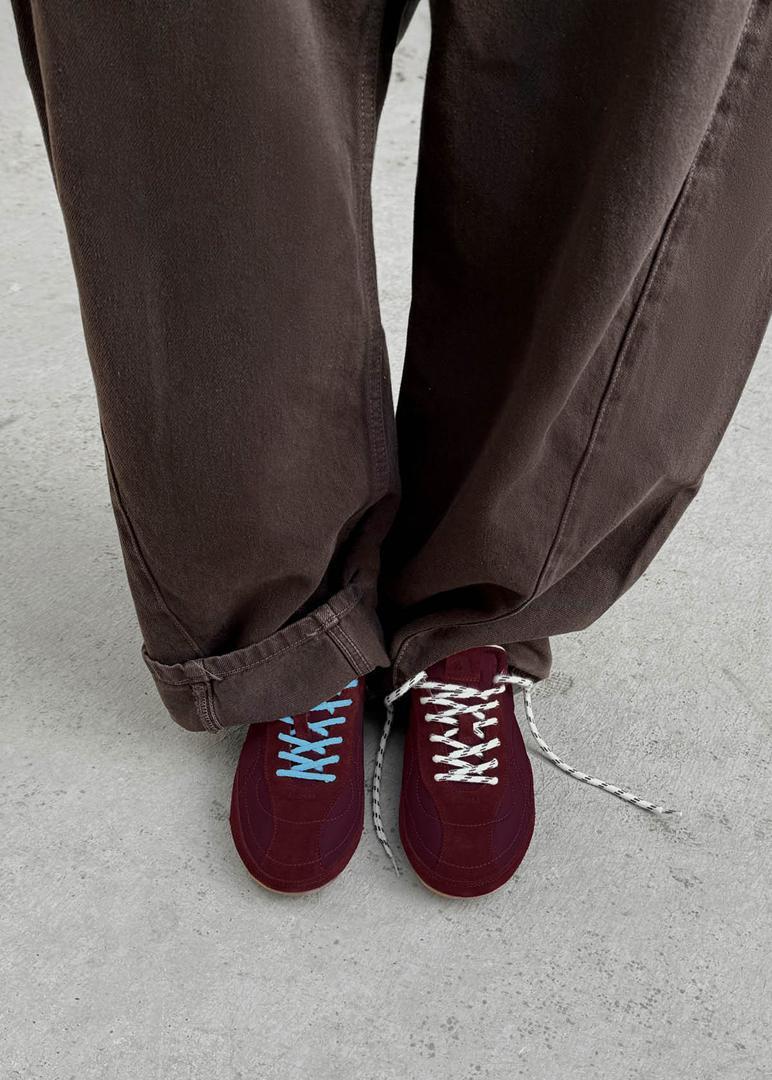 ALOHAS présente la TB.25, une sneaker unisexe au design doux et maîtrisé