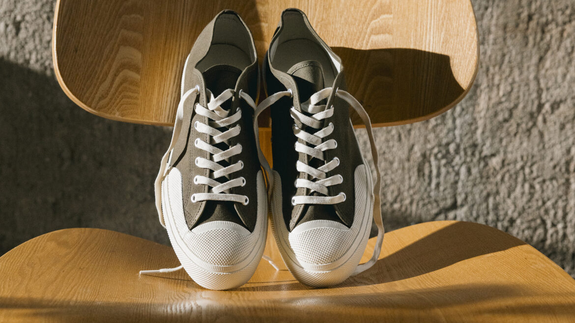 Superga Works Low Cut : l’esprit workwear des années 70 dans une sneaker premium