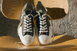 Superga Works Low Cut : l’esprit workwear des 70&rsquo;s dans une sneaker premium