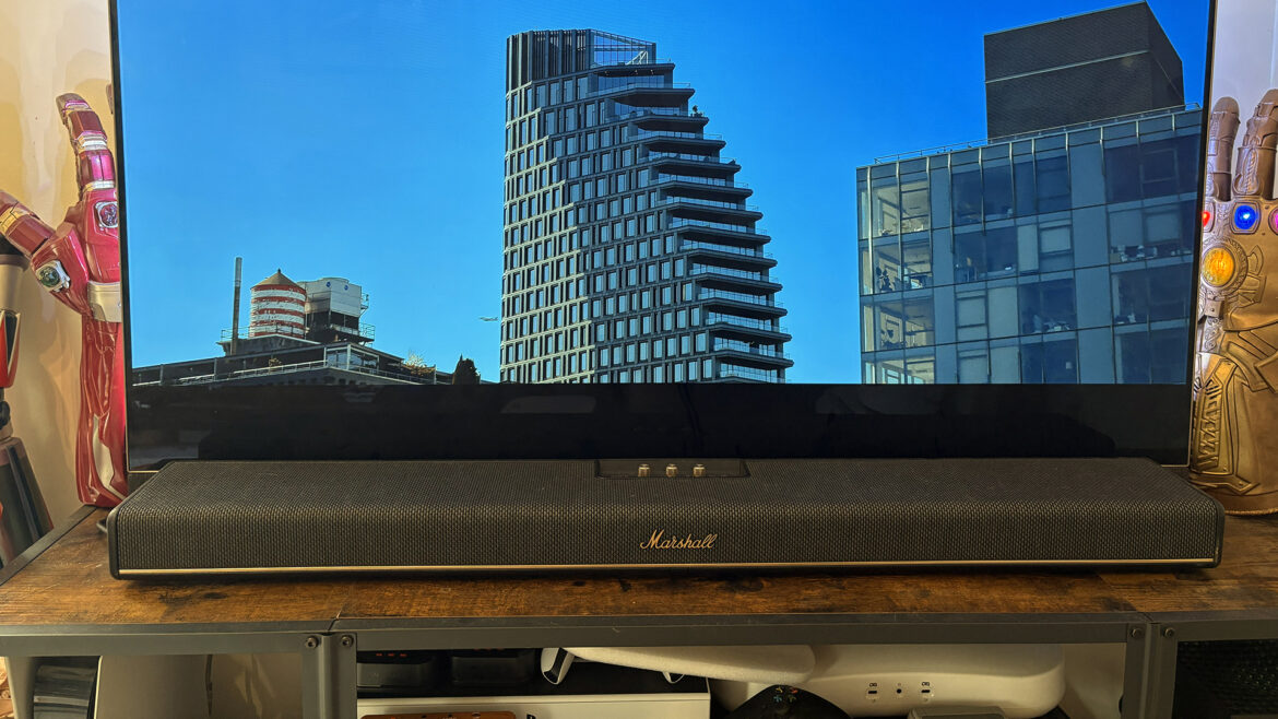 Test Marshall Heston 120 : une barre de son aussi immersive, sexy, que rock !