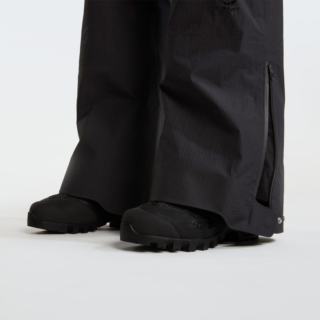 The North Face Advanced Mountain Kit Black : Huit pièces à la frontière du style et de l'extrême