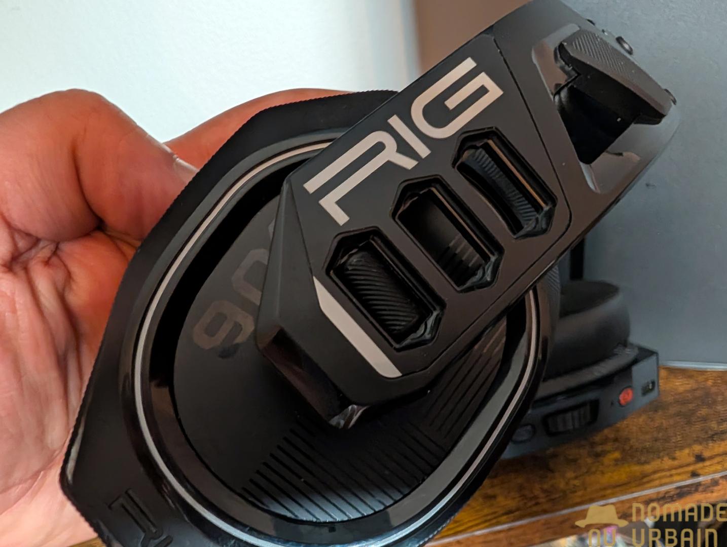 Ergonomie du Nacon RIG 900 MAX HX : solide et bien pensée