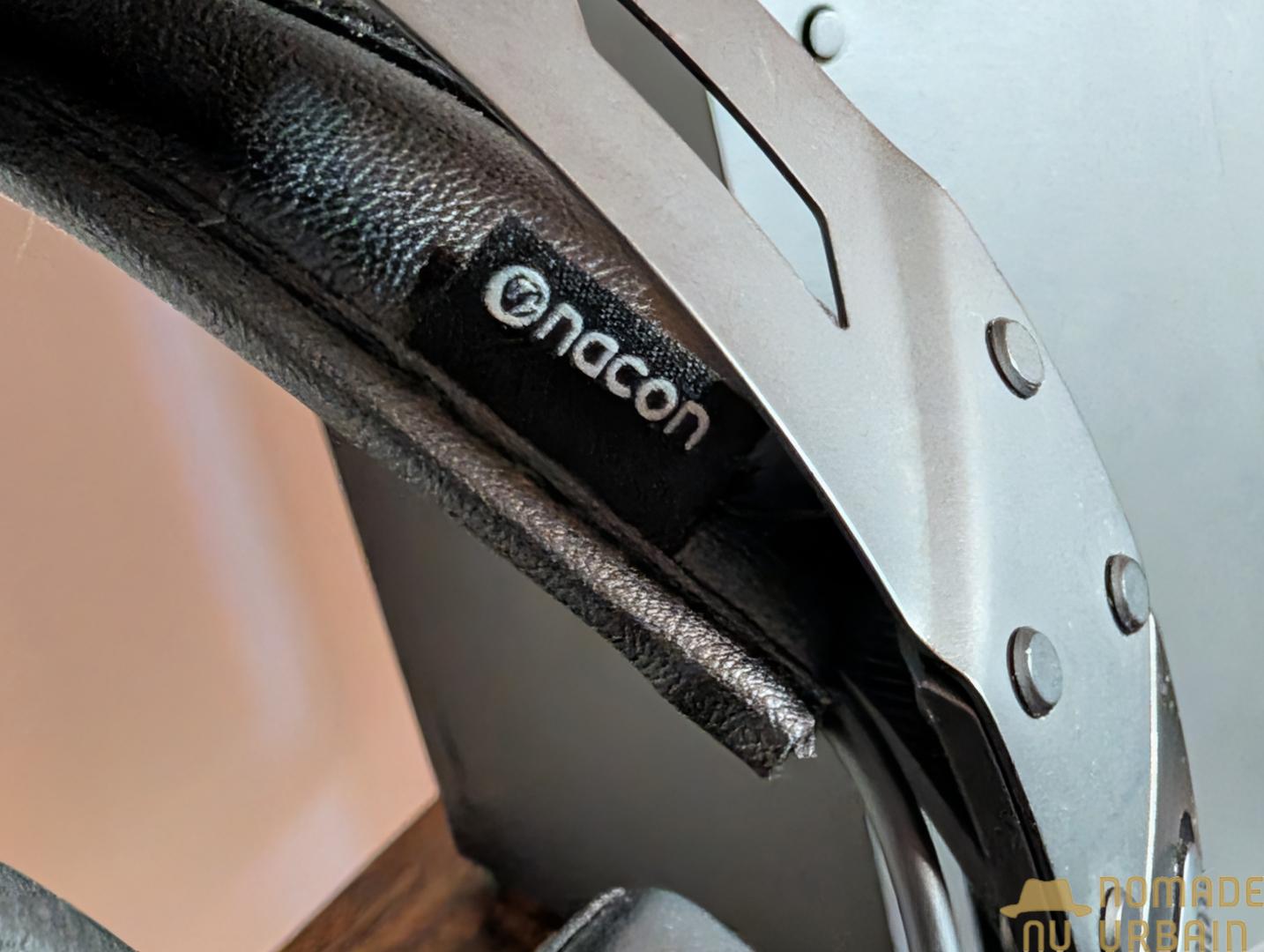 Ergonomie du Nacon RIG 900 MAX HX : solide et bien pensée