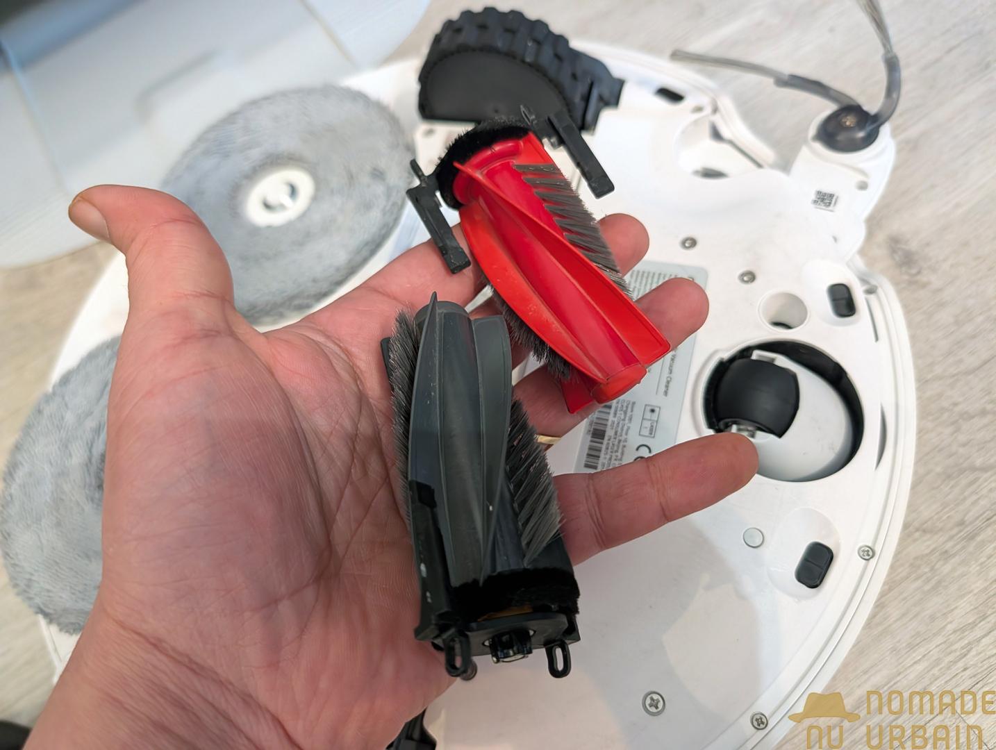 Entretien et accessoires du Roborock Qrevo Curv 2 Pro : une maintenance simplifiée