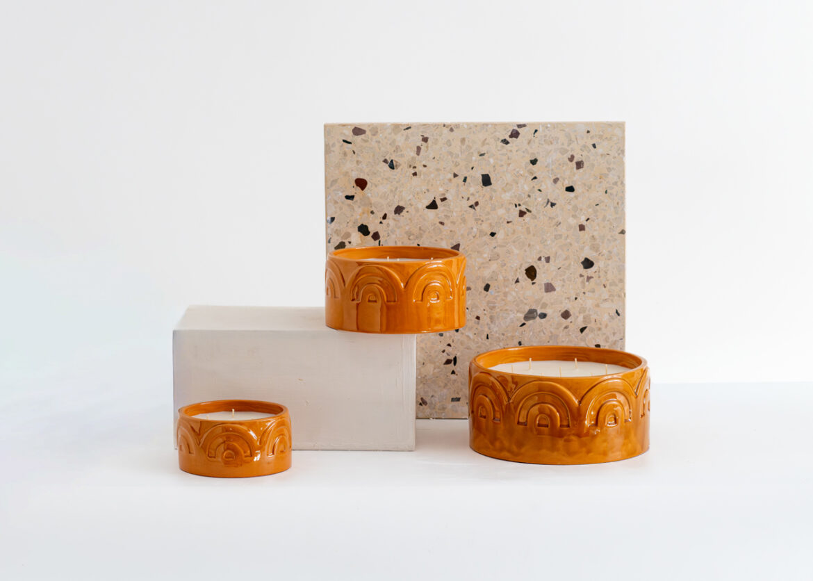 Fanny Lopez dessine pour Côté Bougie trois bougies sculpturales aux arches marocaines