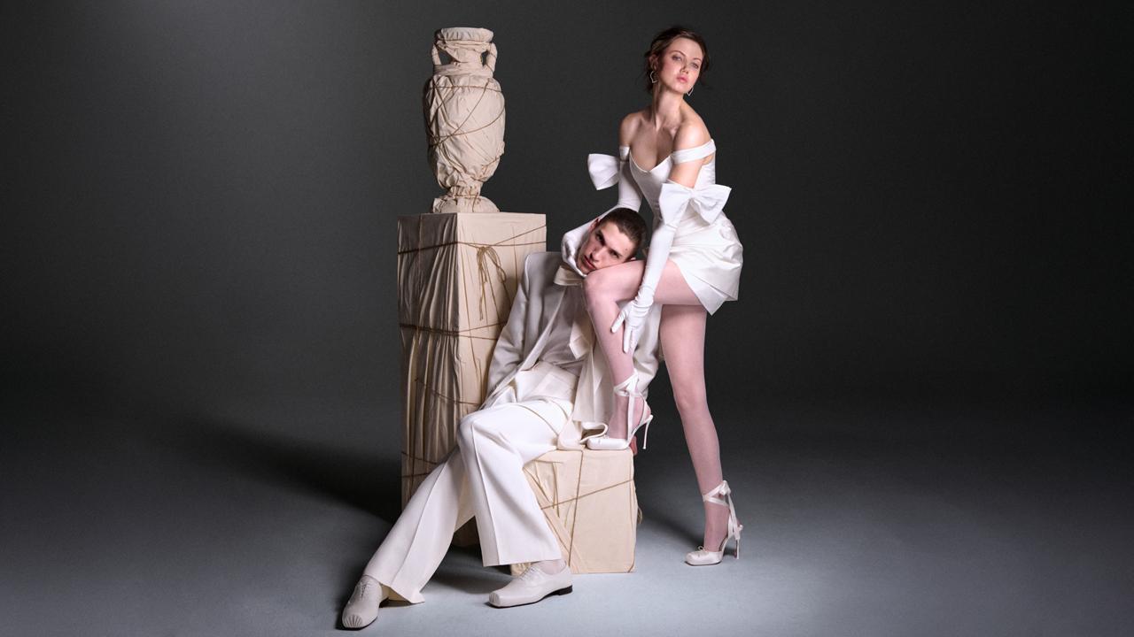 Que porter à son mariage ? Des Louboutin Bridal brodés à vos noms ?