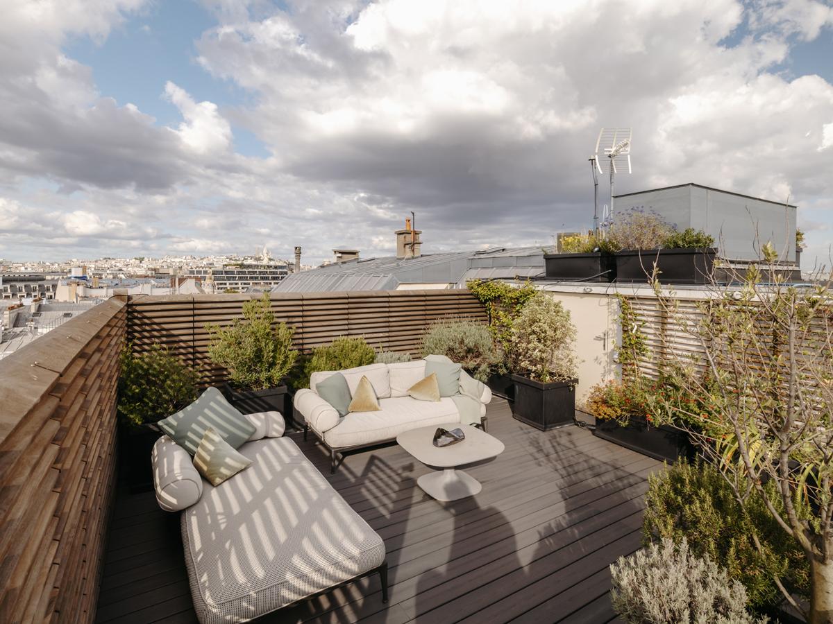 Vivre à Paris en tribu avec les services d’hôtel particulier