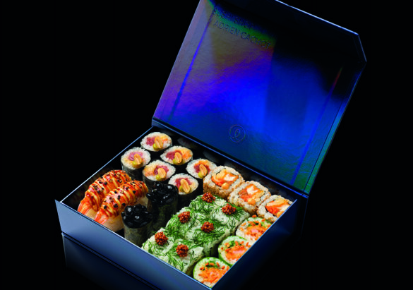 Thon à la cacahuète ou poulet au kimchi : Adrien Cachot signe la box la plus radicale de Sushi Shop