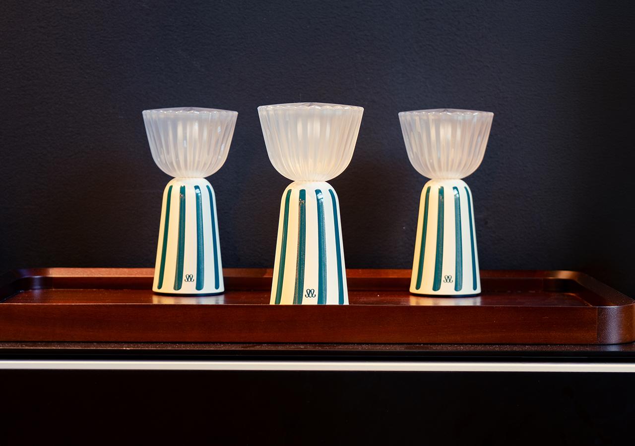 Swiing Bleu Sarah Lavoine : la lampe qui bascule pour illuminer vos étés 2026