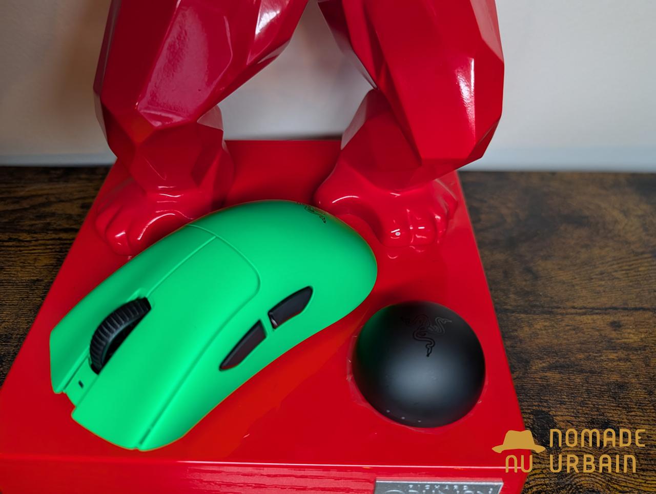 Sur le tapis de souris avec la Razer DeathAdder V4 Pro : la glisse ultime sans risque de dérapage