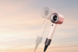 Dyson transforme son Supersonic en compagnon de voyage
