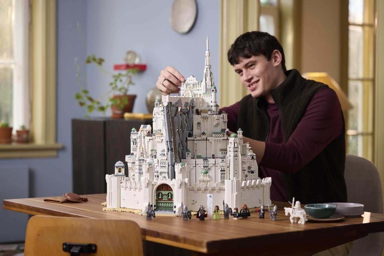 Brique après brique, LEGO rend à Minas Tirith toute sa majesté